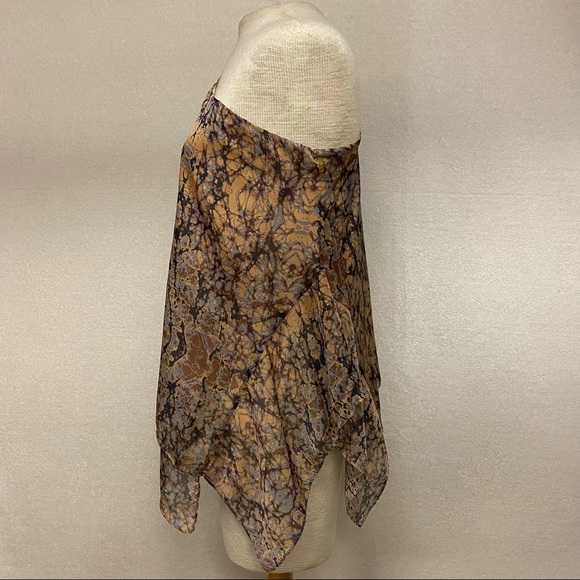 MM Couture Blouse - Picture 3 of 5